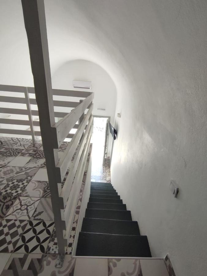 Fira Exo Katikies- Urban Fira Apartment Bagian luar foto