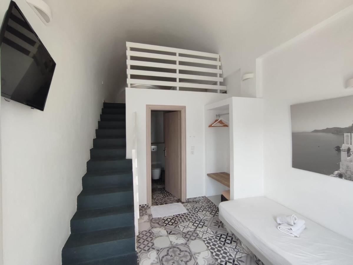 Fira Exo Katikies- Urban Fira Apartment Bagian luar foto